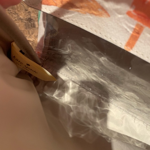 Kate Spade Ice Cream Travel Cosmetic Toiletry Case - Picture 9 of 9